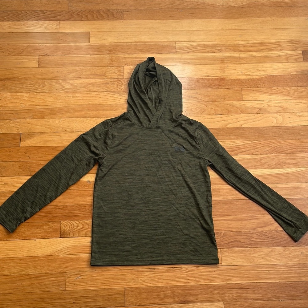 Underarmour Long sleeve shirt